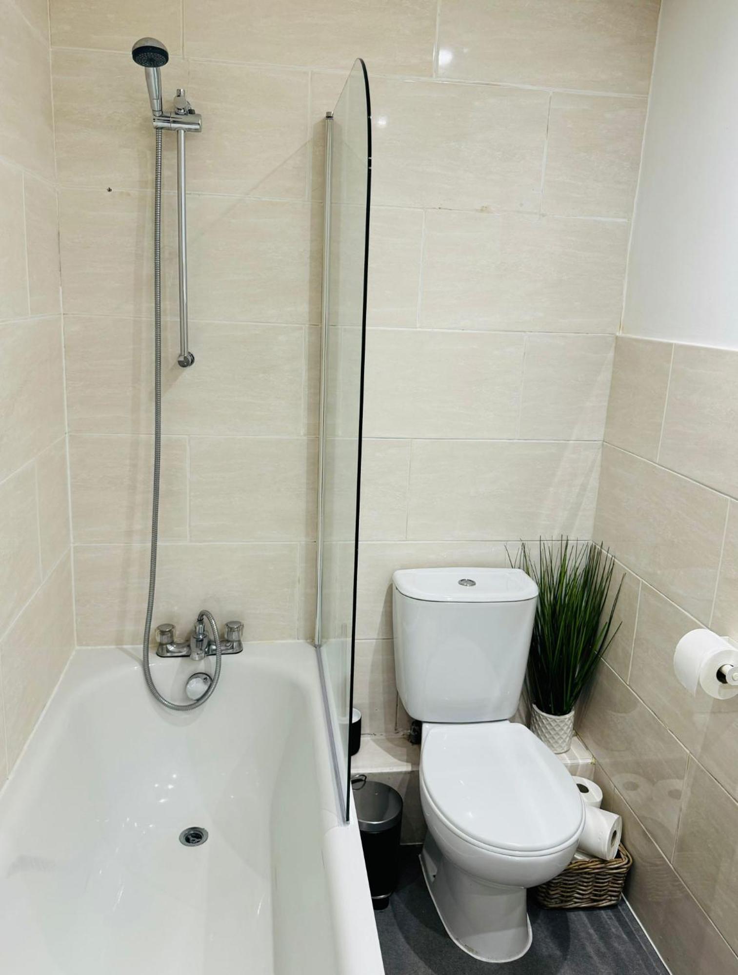 Jubilee Rooms 15 Minutes Central Londra Esterno foto