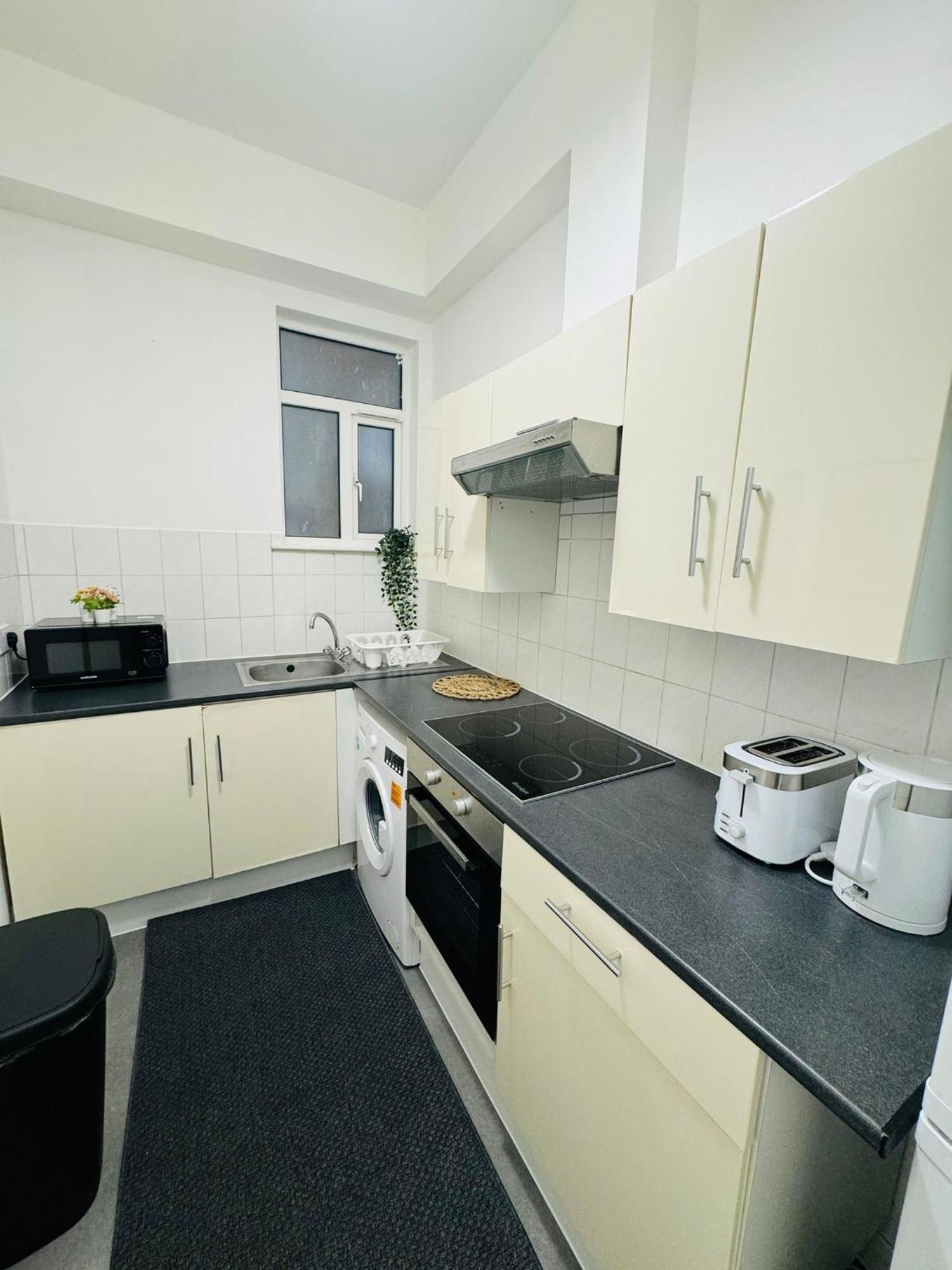 Jubilee Rooms 15 Minutes Central Londra Esterno foto