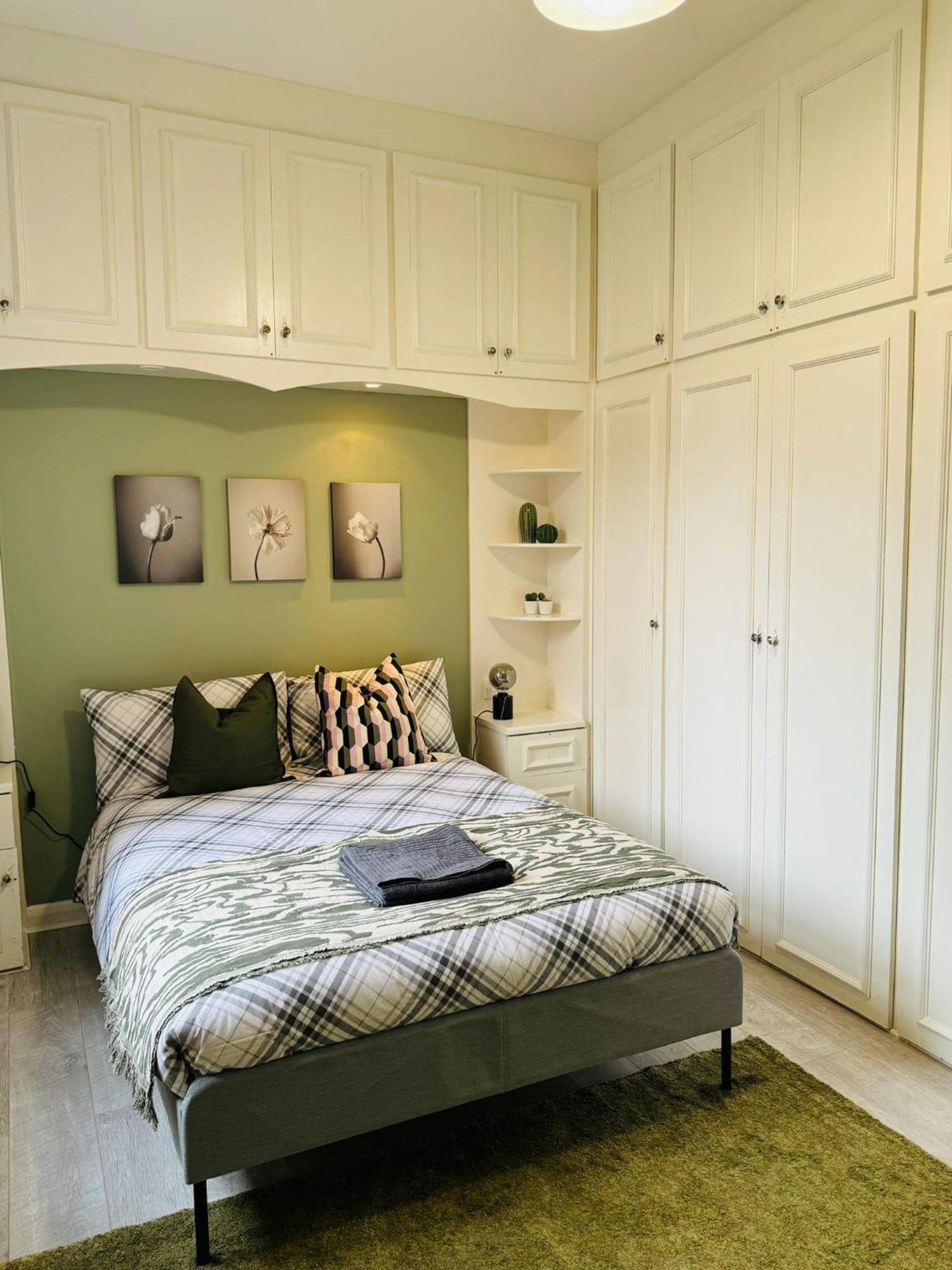 Jubilee Rooms 15 Minutes Central Londra Esterno foto